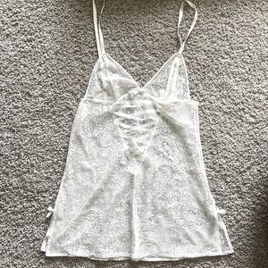 🔥Victoria’s Secret lace cami slip
